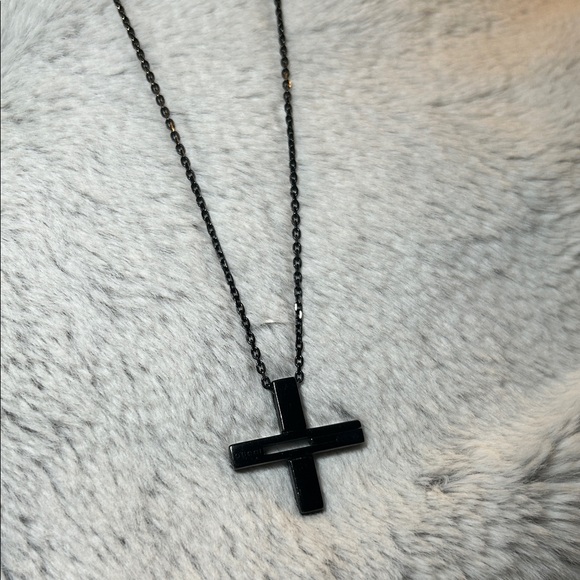 136.  Gucci Black G Cutout Cross Pendant Necklace with COA - Picture 1 of 5